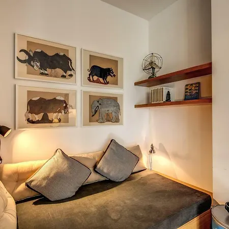 Leopardi Lux By Colosseum