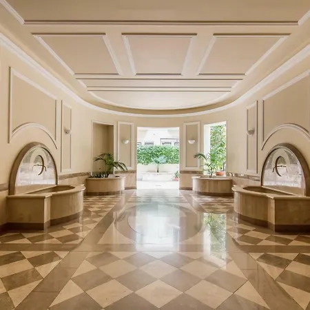 Apartment Leopardi Lux By Colosseum